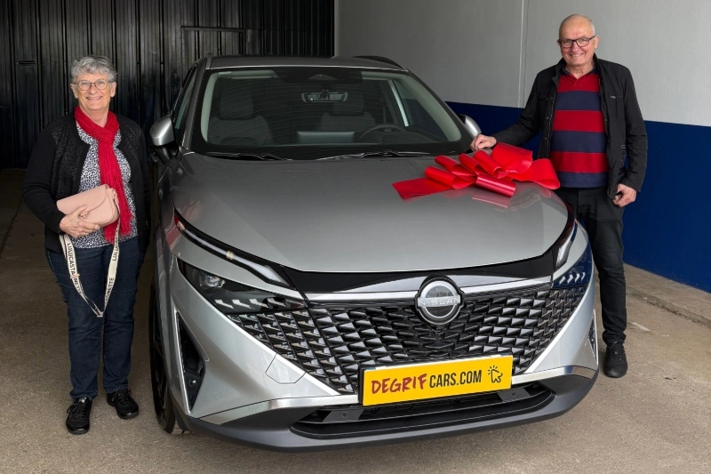 Livraison client dans nos locaux Nissan Qashqai - DEGRIFCARS