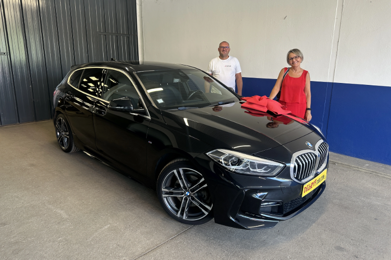 Livraison client dans nos locaux BMW - DEGRIFCARS