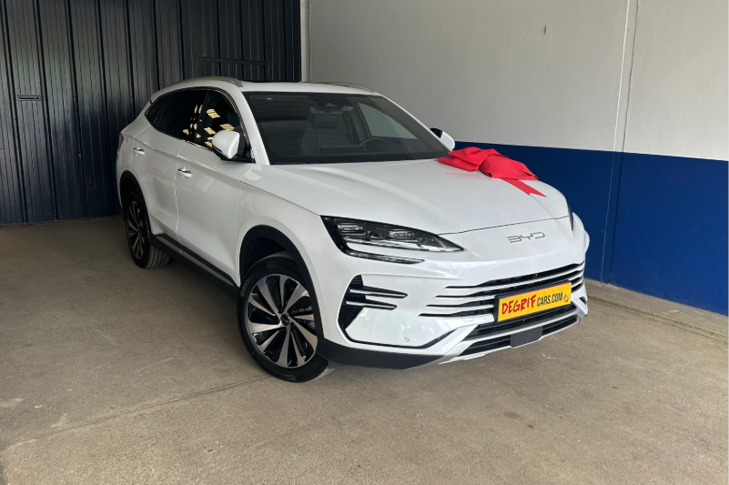 Livraison client dans nos locaux BYD Seal U - DEGRIFCARS