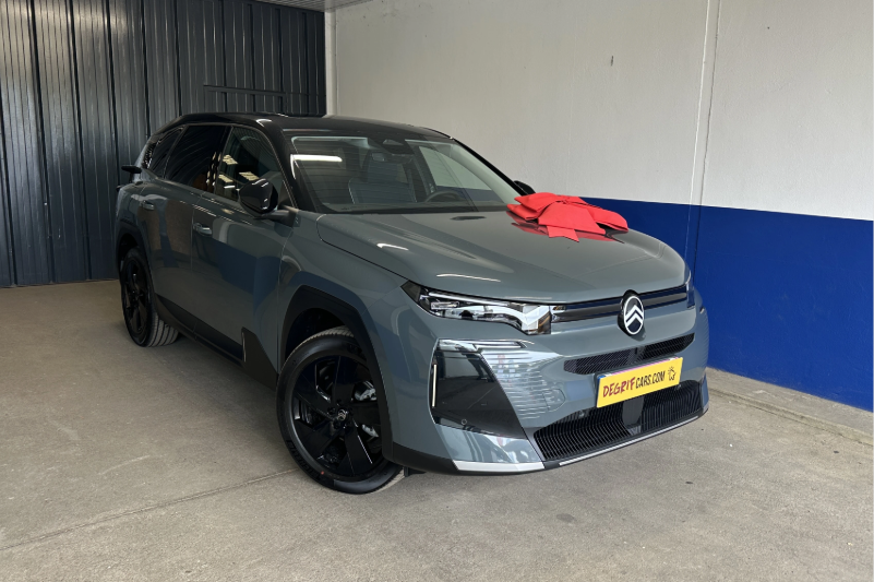 Livraison client dans nos locaux Citroen C5 Aircross - DEGRIFCARS