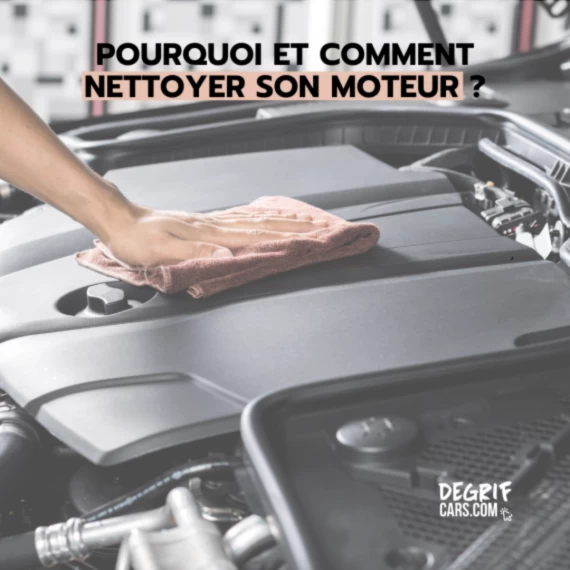 Moteur de voiture propre après un nettoyage complet et soigné