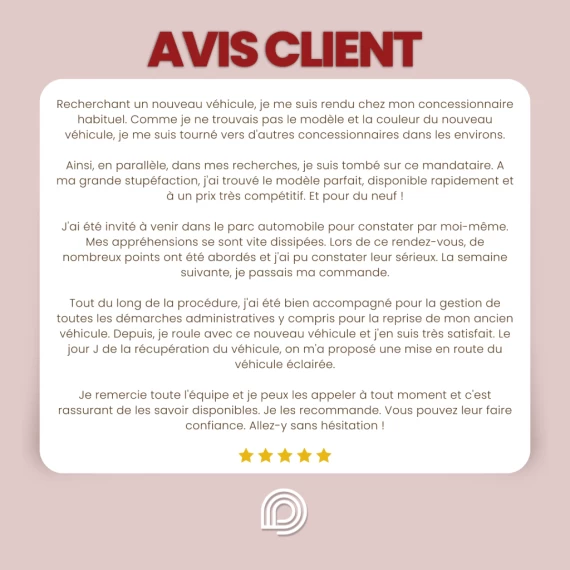 Client heureux recevant les clés de son véhicule neuf chez Degrifcars.com après un accompagnement complet