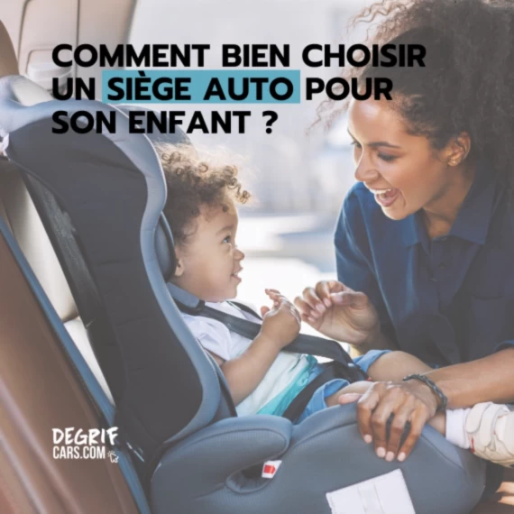 Siège auto sécurisé installé dans une voiture moderne, garantissant confort et protection pour un enfant en voyage.